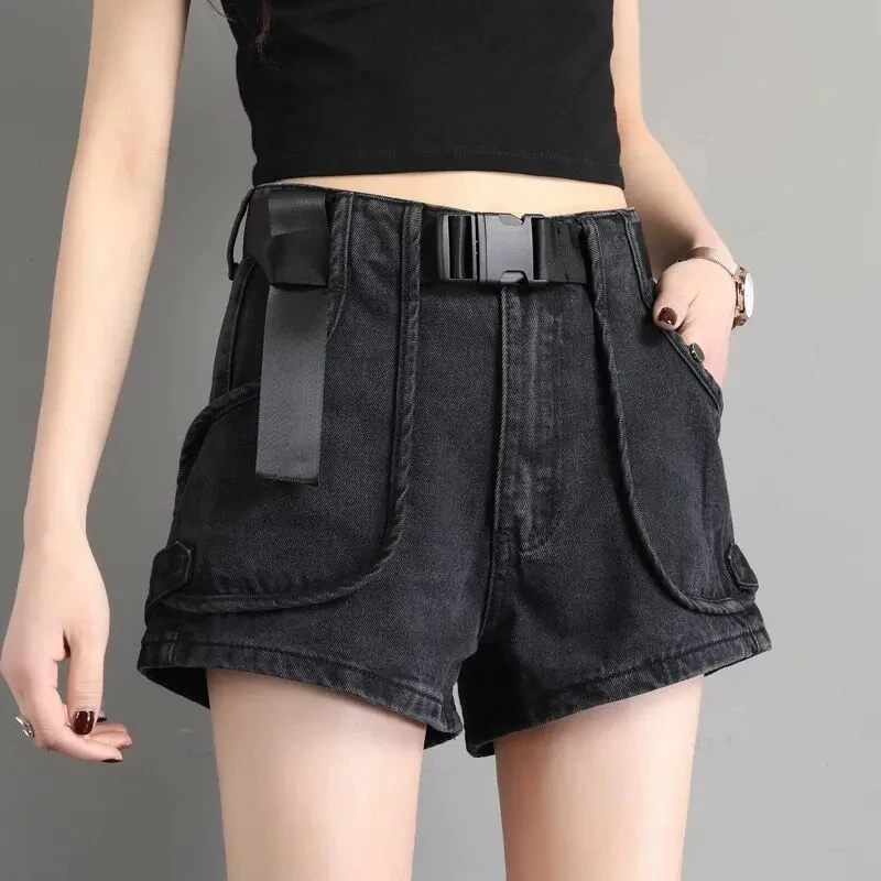 Gidyq Y2K Women Black Denim Shorts Summer Vintage Belt Female High Waist Wide Leg Pants Korean Fashion Pocket Loose Shorts
Gidyq Y2K Women Black Denim Shorts Summer Vintage Belt Female High Waist Wide Leg Pants Korean Fashion Pocket Loose Shorts