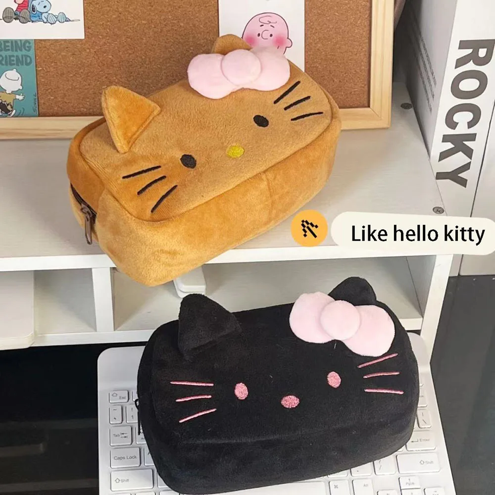 Kawaii Hello Kitty Plush Pen Bag Cartoon Cute Multifunctional Cosmetic Bag Desktop Miscellaneous Storage Bag Children's Gifts
Kawaii Hello Kitty Plush Pen Bag Cartoon Cute Multifunctional Cosmetic Bag Desktop Miscellaneous Storage Bag Children's Gifts