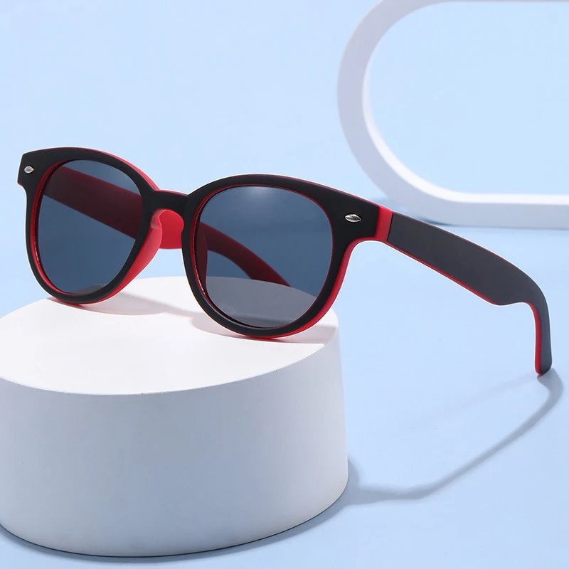 

Очки солнцезащитные женские круглые, Модные Винтажные брендовые дизайнерские зеркальные солнечные очки с заклепками в стиле ретро для путешествий