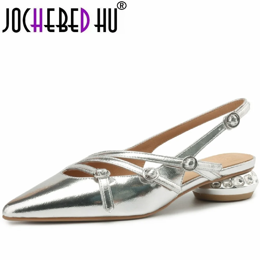 Женские туфли из натуральной кожи, на низком каблуке
Женские туфли из натуральной кожи, на низком каблуке