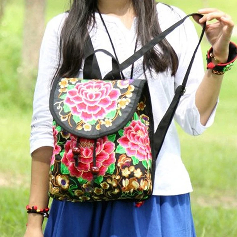Women's Floral Embroidered Backpack Travel Shoulder Rucksack Gift Floral Backpack Rucksack Bohemian Crossbody Bags Summer
Women's Floral Embroidered Backpack Travel Shoulder Rucksack Gift Floral Backpack Rucksack Bohemian Crossbody Bags Summer