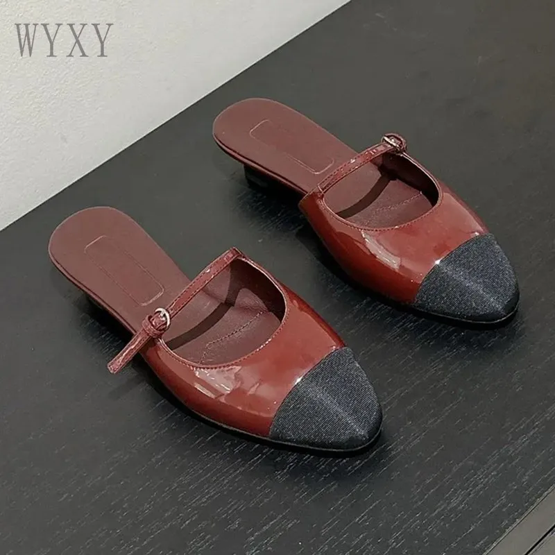 2024 New Spring Casual Slippers Fashion Round Toe Shoes Women Concise Genuine Leather Buckle Strap Sapato Feminino Flat shoes 
2024 New Spring Casual Slippers Fashion Round Toe Shoes Women Concise Genuine Leather Buckle Strap Sapato Feminino Flat shoes