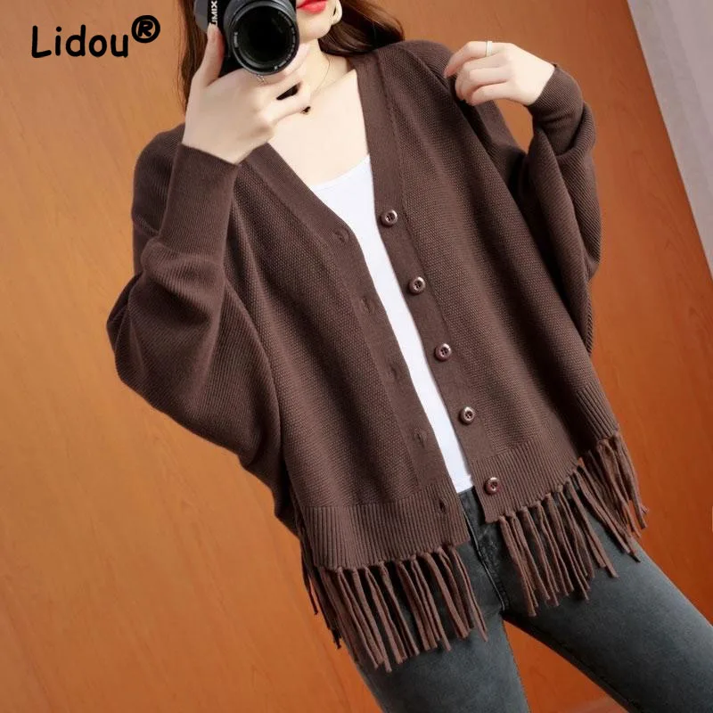 2023 Autumn Women's New Fashion Commuting Outwear with Reduced Age Thin Tassel Cape Cape Versatile V-neck Comfortable Sweater
2023 Autumn Women's New Fashion Commuting Outwear with Reduced Age Thin Tassel Cape Cape Versatile V-neck Comfortable Sweater
