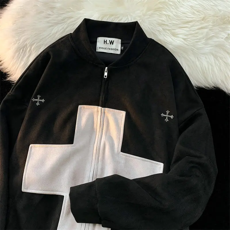 Fashion retro cross printed hoodie American winter street y2k men and women loose personality Harajuku hip hop Oversized hoodie
Fashion retro cross printed hoodie American winter street y2k men and women loose personality Harajuku hip hop Oversized hoodie