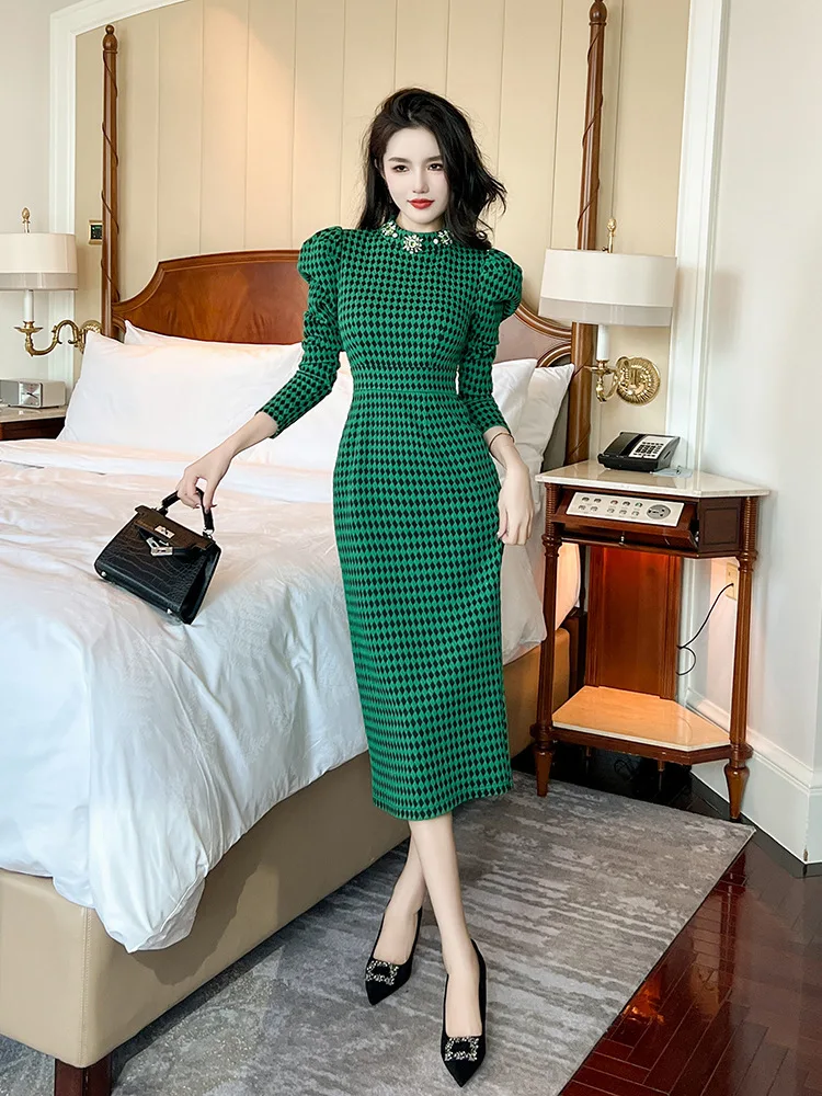 French Fashion Women's Long Dress Retro Diamond Flower Bubble Sleeve Wrap Hip Robe Lady Party Prom Vestidos Banquet
French Fashion Women's Long Dress Retro Diamond Flower Bubble Sleeve Wrap Hip Robe Lady Party Prom Vestidos Banquet