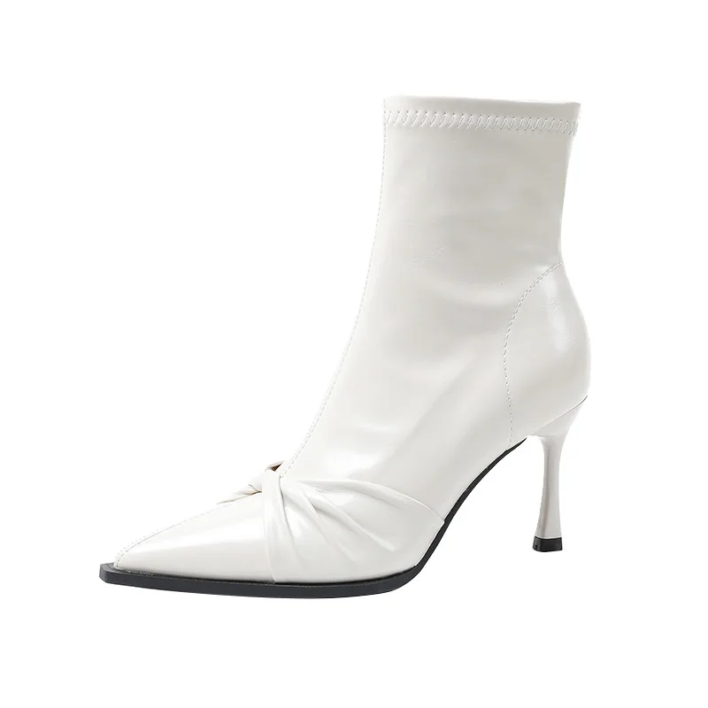 8288-3 2023 Autumn/Winter Off White Pointed High Heel Short Boots Women's Thin Heel Elastic Boots Side Zipper
8288-3 2023 Autumn/Winter Off White Pointed High Heel Short Boots Women's Thin Heel Elastic Boots Side Zipper