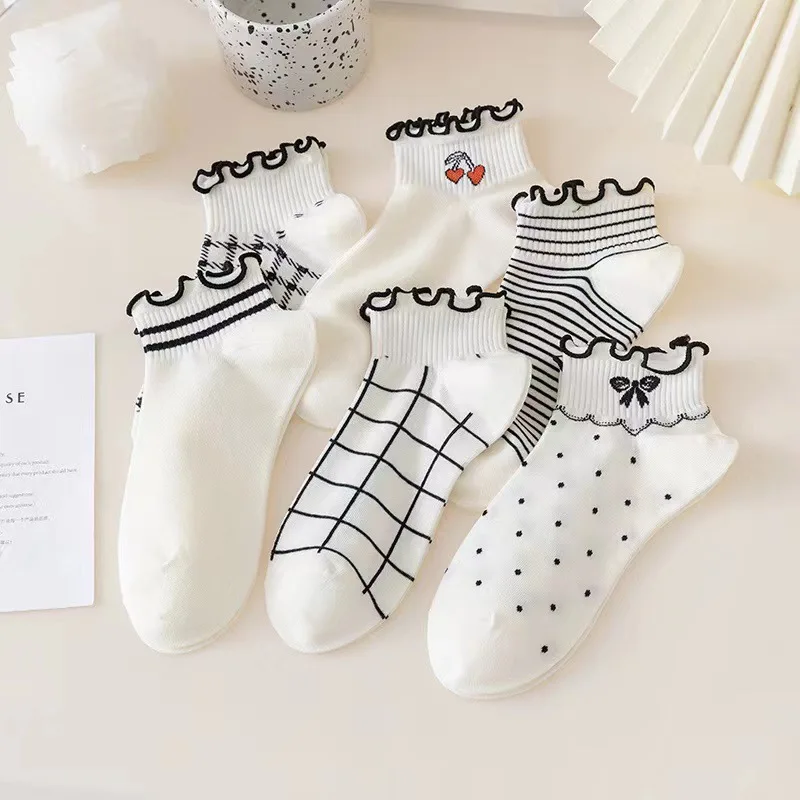 5 шт./трендовые универсальные повседневные милые японские короткие носки-лодочки, студенческие милые белые женские носки в стиле школьного ...
5 шт./трендовые универсальные повседневные милые японские короткие носки-лодочки, студенческие милые белые женские носки в стиле школьного ...