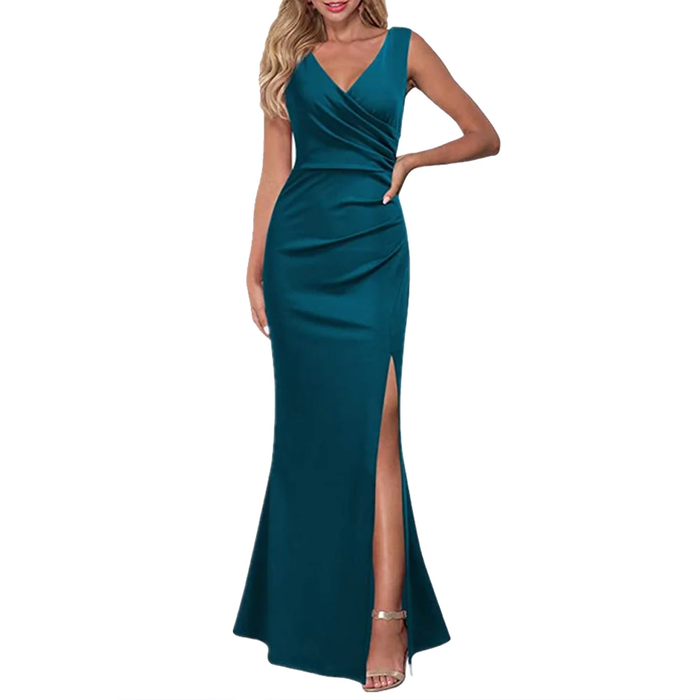 Sexy Lady V-Neck Backless Slip Dress Women's Party Dress Camisole Solid Color Long Dresses Formal Evening Prom Gown
Sexy Lady V-Neck Backless Slip Dress Women's Party Dress Camisole Solid Color Long Dresses Formal Evening Prom Gown