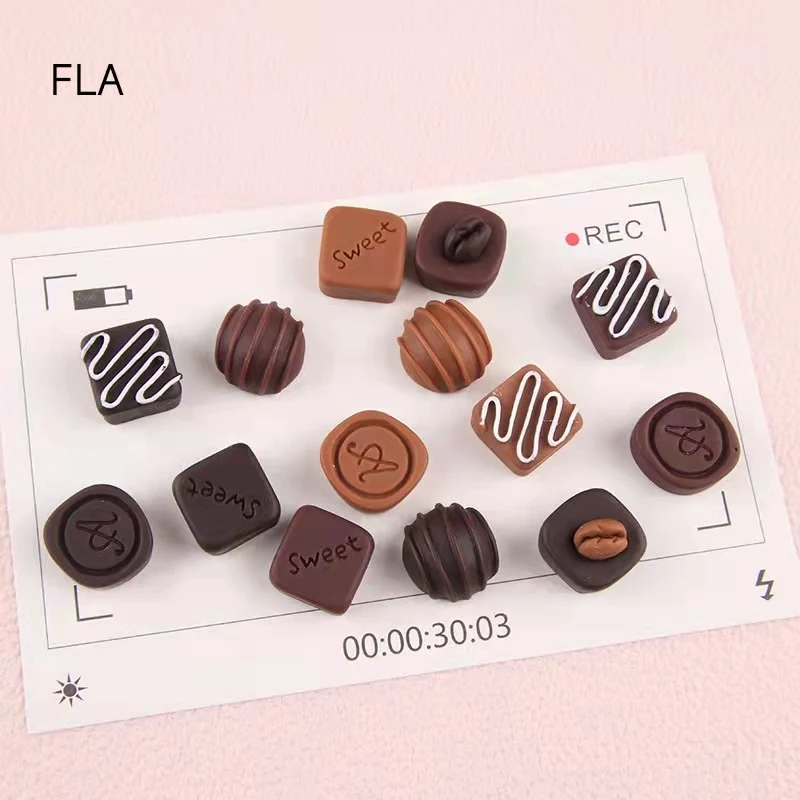 100pcs/Bag Resin Chocolate Miniatur Decor Resinous Fairy House Decoration Home Miniature Food Play Decor Diy Phone Case Decor
100pcs/Bag Resin Chocolate Miniatur Decor Resinous Fairy House Decoration Home Miniature Food Play Decor Diy Phone Case Decor