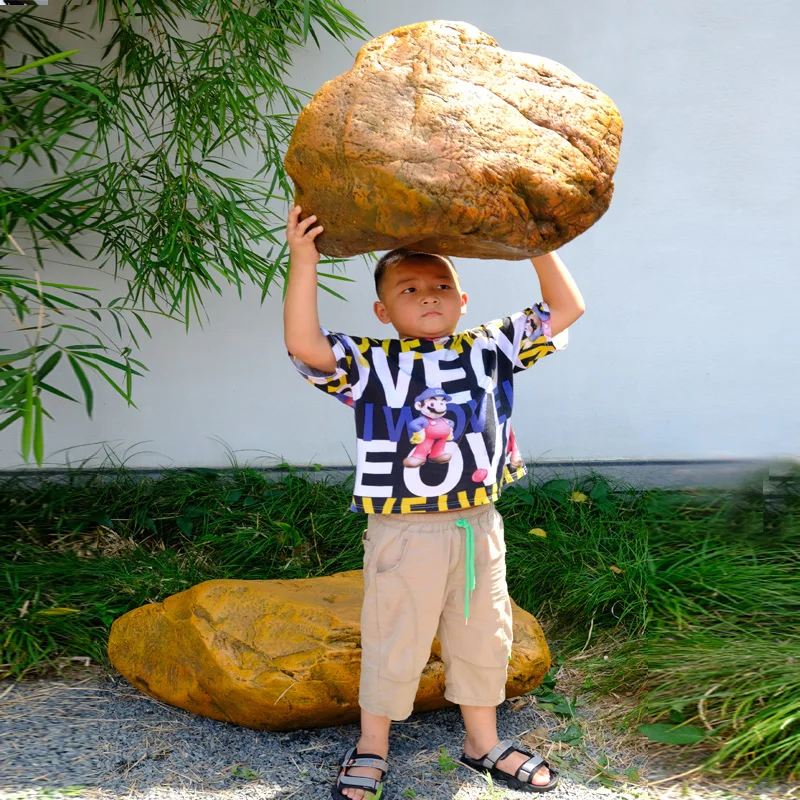 Garden Courtyard Decor High Simulation Stone Landscape Rockery Landscaping Ornaments Garden Landscaping Resin Artificial Stone 
Garden Courtyard Decor High Simulation Stone Landscape Rockery Landscaping Ornaments Garden Landscaping Resin Artificial Stone