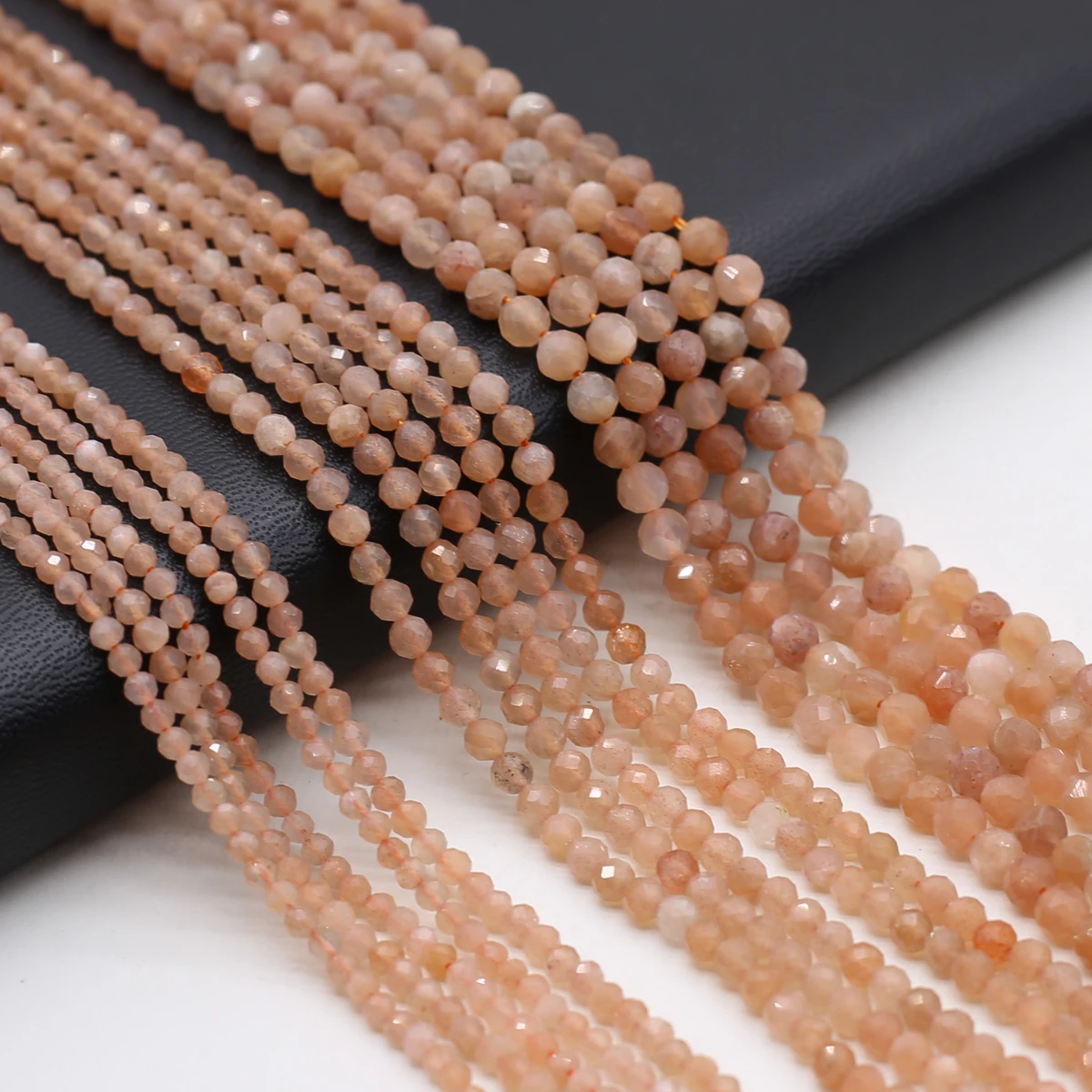 2-4mm Natural Stone Quartz Beads Loose Spacer Shiny Sun Bead for Women Jewelry Making Diy Bracelet Necklace Accessories
2-4mm Natural Stone Quartz Beads Loose Spacer Shiny Sun Bead for Women Jewelry Making Diy Bracelet Necklace Accessories