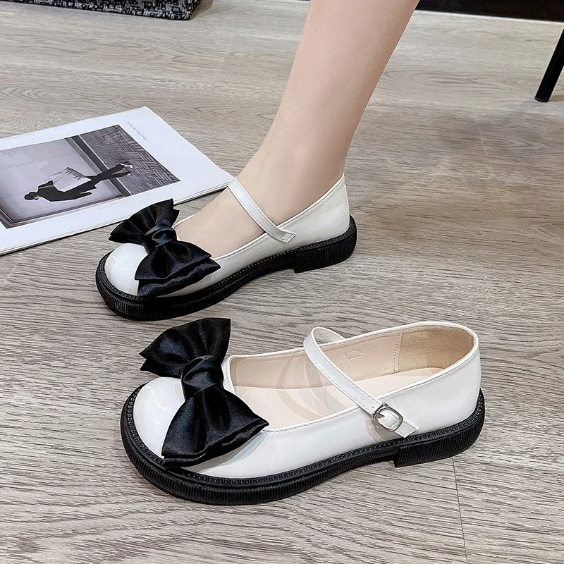 

2024 Bow Women Flats Mary Janes Shoes Summer 2024 Designer Dress Shallow Sandals Brand New Sweet Lolita Shoes Female Zapatillas