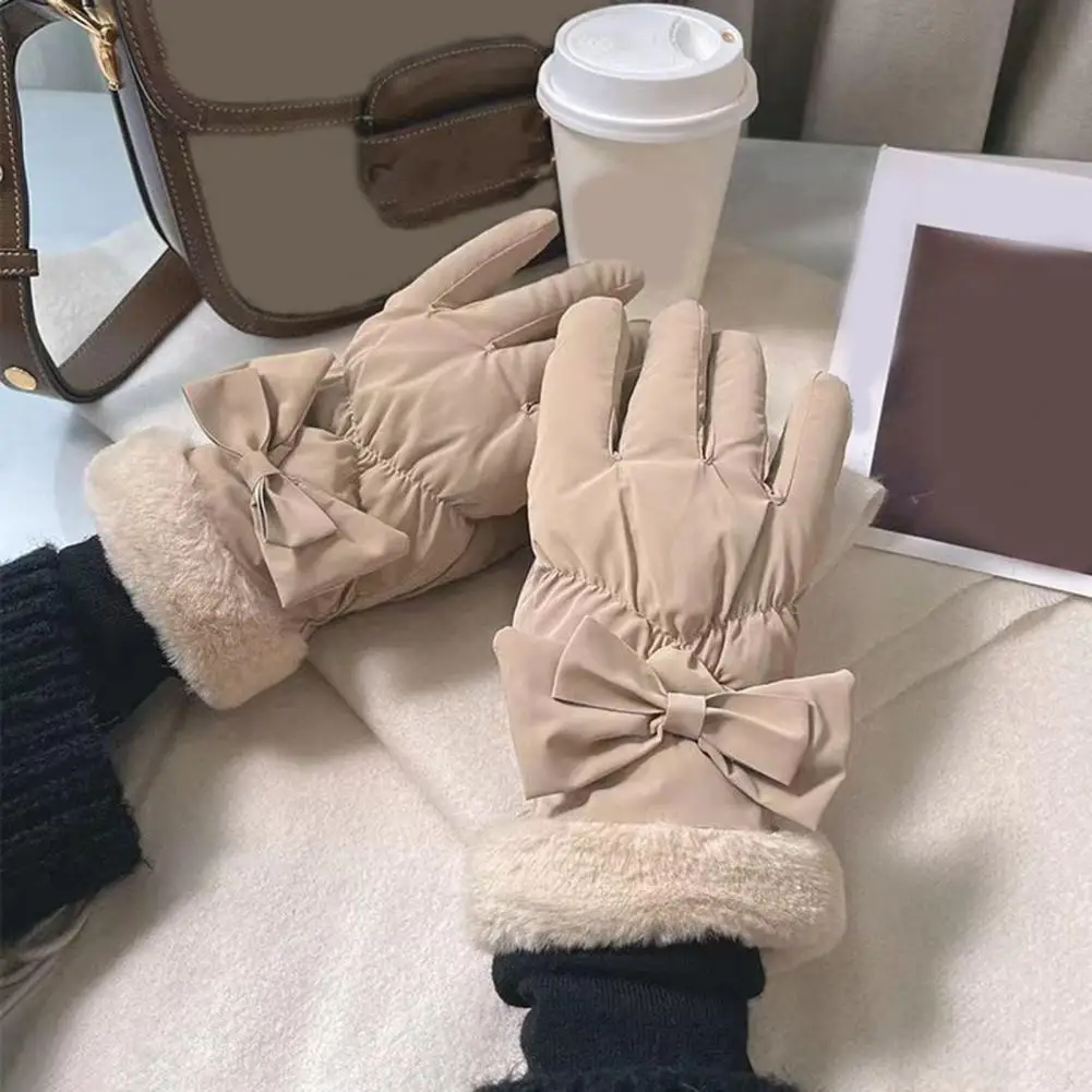 1 пара зимние перчатки Толстая плюшевая подкладка ветрозащитные теплые устойчивые к холоду декоративные с бантом Пять пальцев Сенсорный экран водонепроницаемые противоскользящие S
1 пара зимние перчатки Толстая плюшевая подкладка ветрозащитные теплые устойчивые к холоду декоративные с бантом Пять пальцев Сенсорный экран водонепроницаемые противоскользящие S
