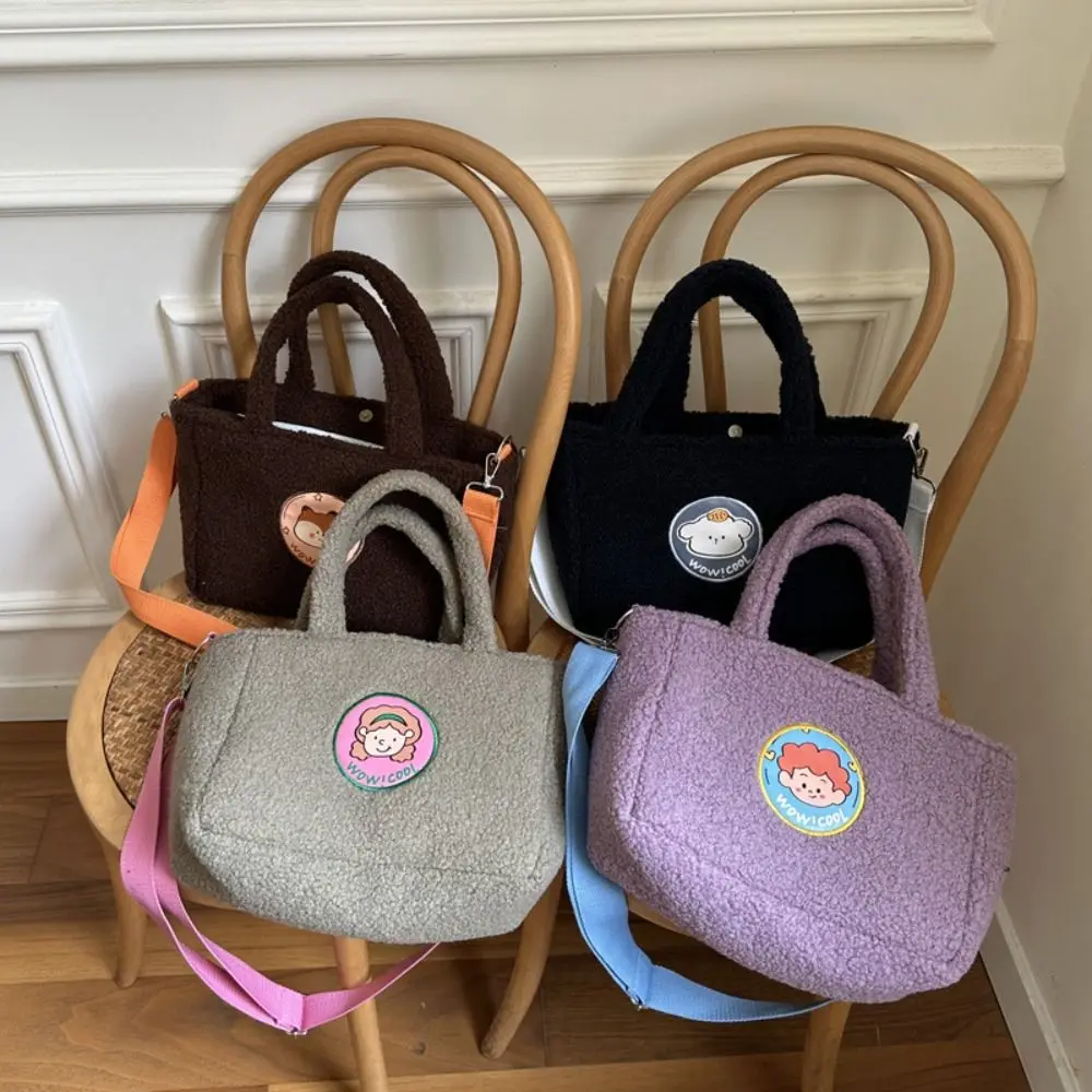 High-capacity Lamb Cashmere Shoulder Bag Fashion Plush Crossbody Plush Underarm Bag Soft Plush Wrist Bags Female
High-capacity Lamb Cashmere Shoulder Bag Fashion Plush Crossbody Plush Underarm Bag Soft Plush Wrist Bags Female