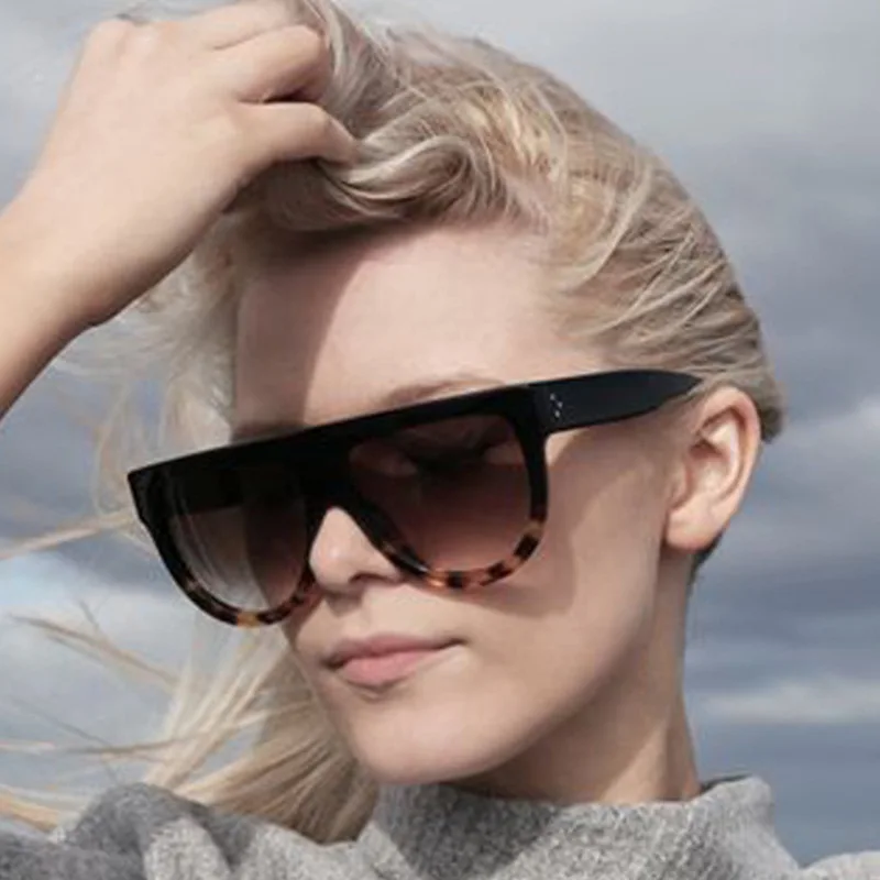 Luxury Rectangle Sunglasses for Women Brand Designer PC Frame Gradient Lens Rivet Shades Female Male Fashion UV400 Eyewear
Luxury Rectangle Sunglasses for Women Brand Designer PC Frame Gradient Lens Rivet Shades Female Male Fashion UV400 Eyewear