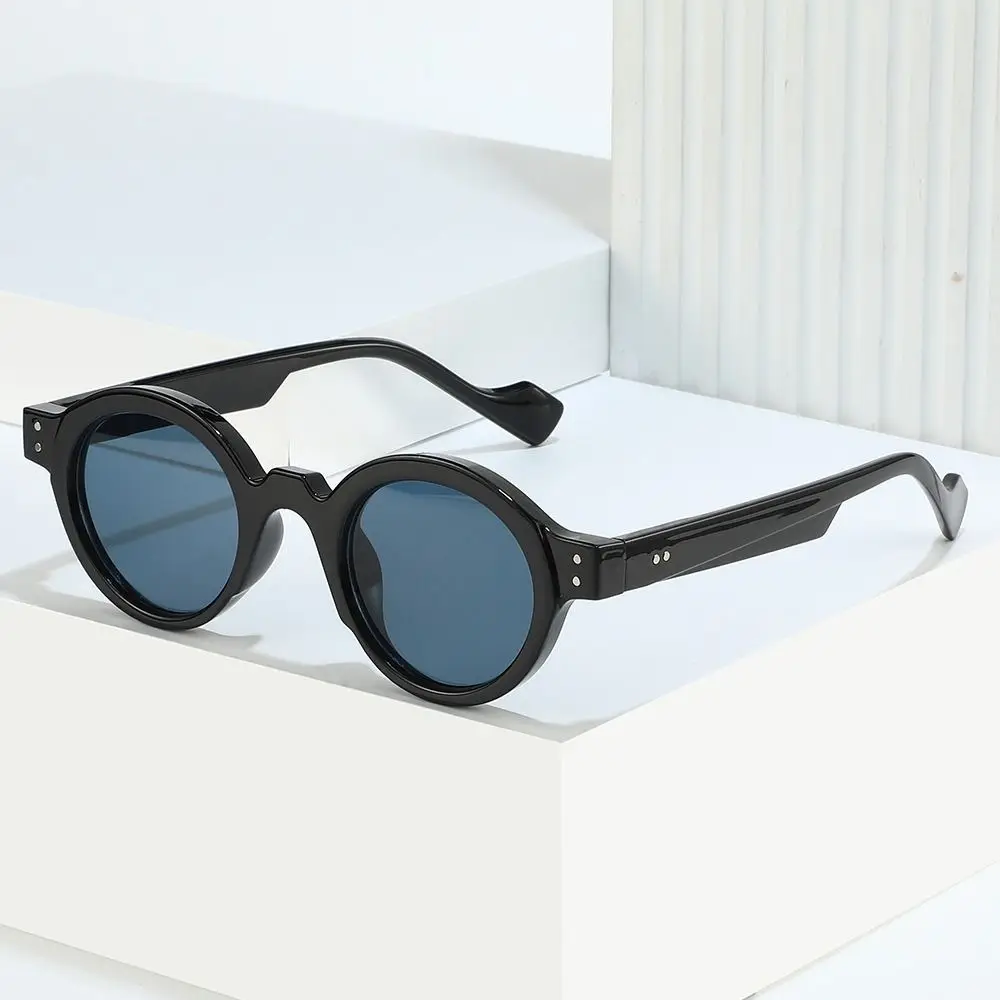 Rivets Decoration Round Sunglasses Trending UV400 Double Color Punk Shades Clear Lens Y2K Glasses for Women & Men
Rivets Decoration Round Sunglasses Trending UV400 Double Color Punk Shades Clear Lens Y2K Glasses for Women & Men