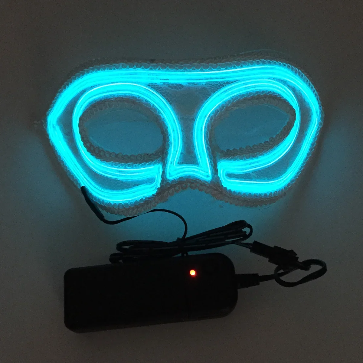 Светящаяся кружевная маска EL, Мерцающая лампочка, флуоресцентная маска
Светящаяся кружевная маска EL, Мерцающая лампочка, флуоресцентная маска