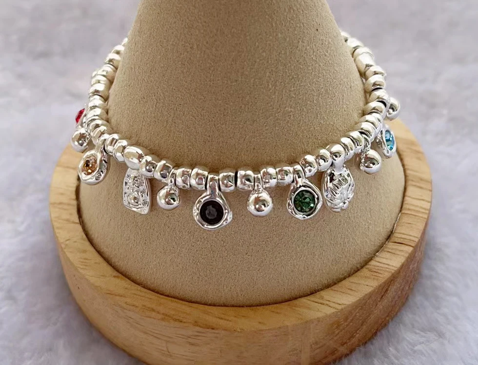 MAY 2023 New UNOde50 Fashion Silver Plated 925 Exquisite High Quality Women's Bracelet Romantic Holiday Gift 
MAY 2023 New UNOde50 Fashion Silver Plated 925 Exquisite High Quality Women's Bracelet Romantic Holiday Gift