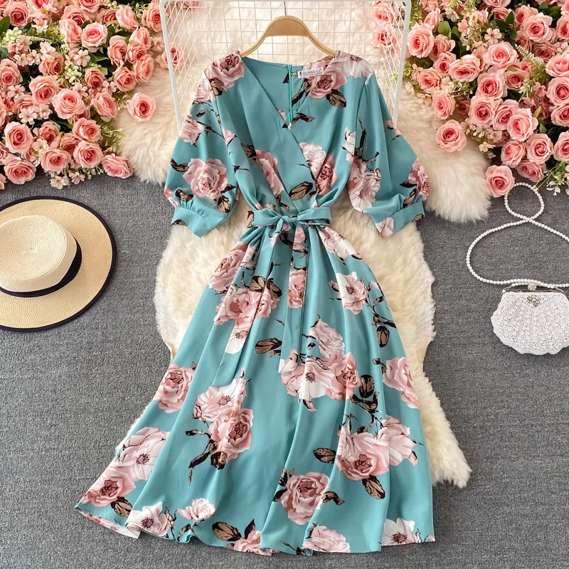 Women Chiffon Floral Dress Summer Puff Sleeve V Neck Elegant Dresses Ladies Fashion Bandage A Line High Waisted Dress
Women Chiffon Floral Dress Summer Puff Sleeve V Neck Elegant Dresses Ladies Fashion Bandage A Line High Waisted Dress