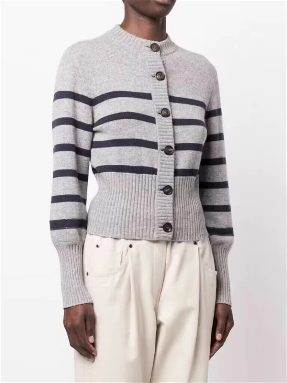 Women O-Neck Contrast Color Striped Sweater Autumn New 2023 Ladies Single Breasted Long Sleeve Pullover Tops
Women O-Neck Contrast Color Striped Sweater Autumn New 2023 Ladies Single Breasted Long Sleeve Pullover Tops