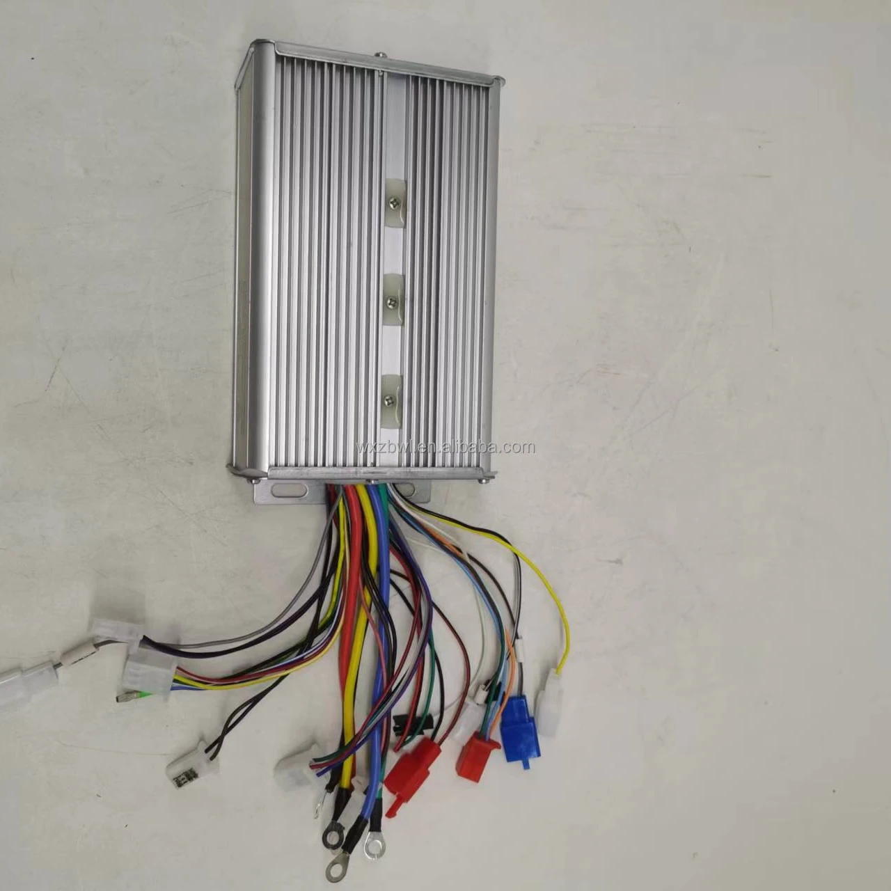 High Quality 250 To 1500w e Bike Controller 48v Brushless Dc Motor Drive Controller
High Quality 250 To 1500w e Bike Controller 48v Brushless Dc Motor Drive Controller