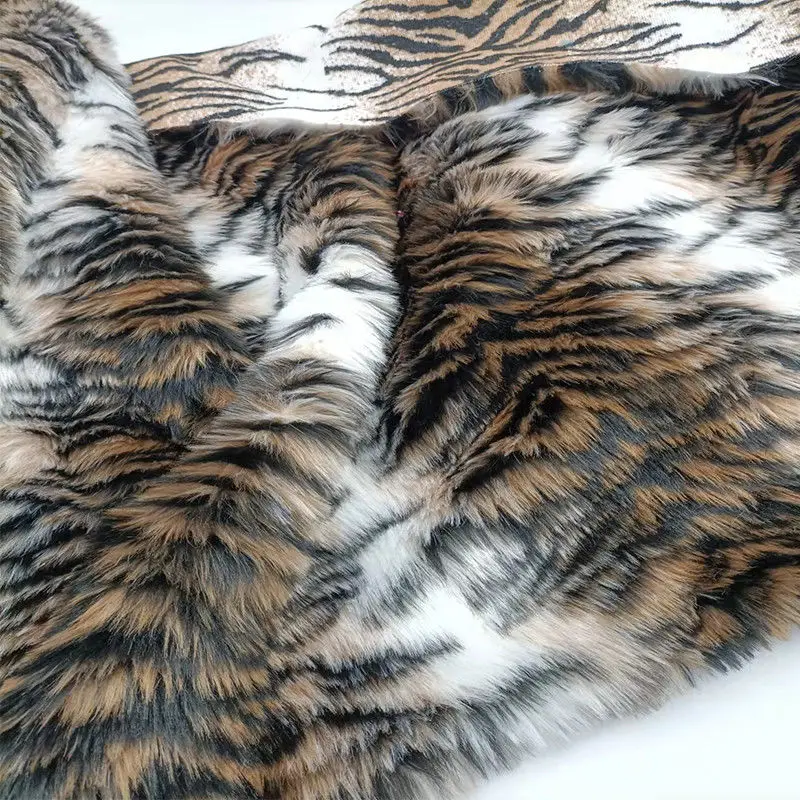160*50cm Tiger Print Plush Faux Fur Fabric for Winter Coat Vest Throw Blanket Diy Long Hair Plush Fursuit Accessories
160*50cm Tiger Print Plush Faux Fur Fabric for Winter Coat Vest Throw Blanket Diy Long Hair Plush Fursuit Accessories