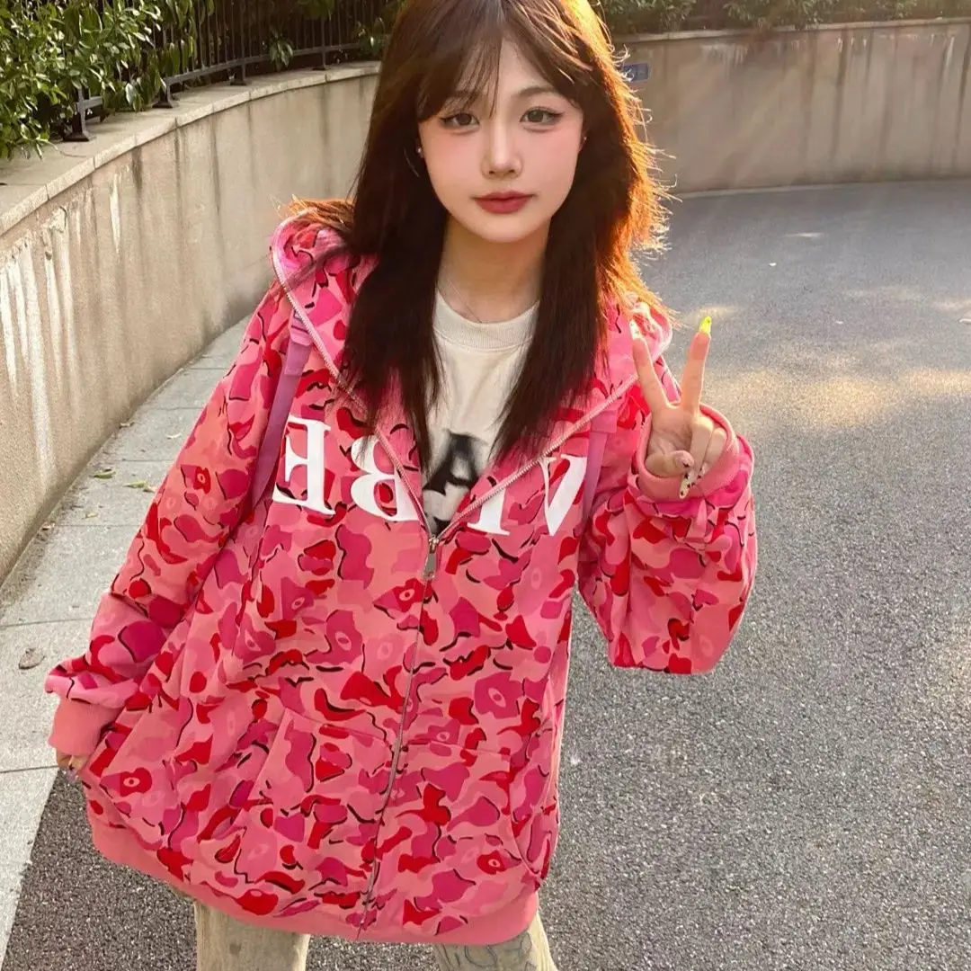 The tide of autumn new fund original notes camouflage printed full zipper hooded fleece single men and women with relaxed coat
The tide of autumn new fund original notes camouflage printed full zipper hooded fleece single men and women with relaxed coat