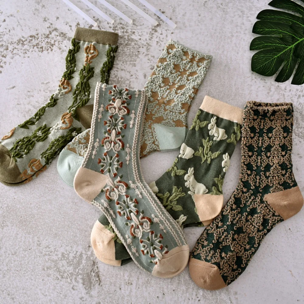 

Autumn Cotton Embroidery Harajuku Print Girls Jacquard Socks College Style Hosiery Korean Style Socks Middle Tube Hosiery