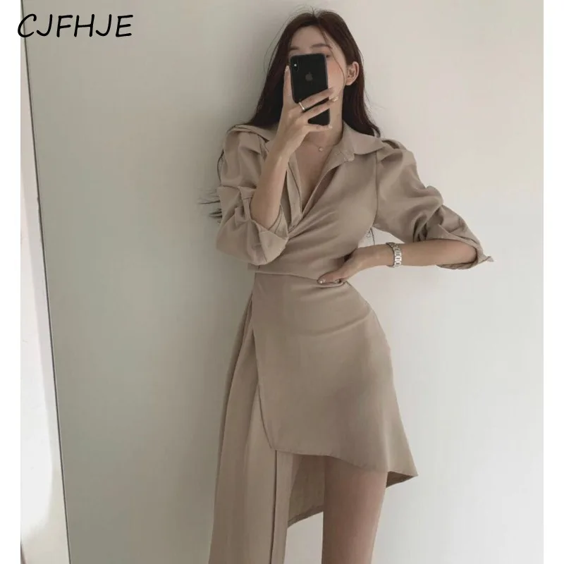 CJFHJE New Women's Solid Color POLO Collar Irregular Dress Spring Fashion High Waist Bubble Sleeves Women Single Breasted Dress
CJFHJE New Women's Solid Color POLO Collar Irregular Dress Spring Fashion High Waist Bubble Sleeves Women Single Breasted Dress