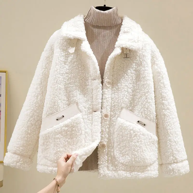 2023 Autumn Winter Lamb Wool Jacket Women's Korean Loose Thicken Pellet Fleece Ladies Short Coat Warm Female Outwear Casual Tops
2023 Autumn Winter Lamb Wool Jacket Women's Korean Loose Thicken Pellet Fleece Ladies Short Coat Warm Female Outwear Casual Tops