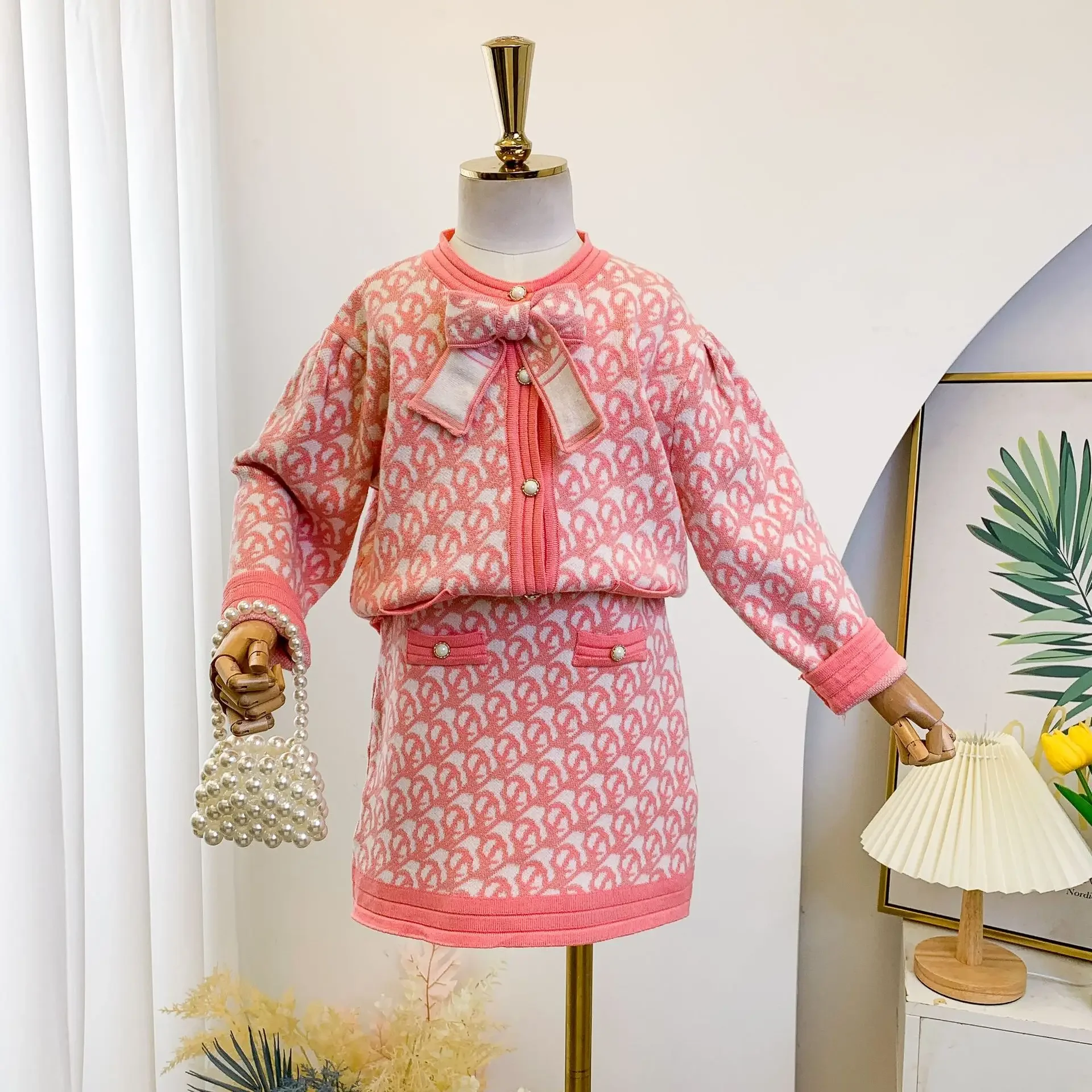 2023 New Winter Girls Clothes Circle Dot Long Sleeve T-shirt And Skirt Two Pieces Spring Kids Clothing Girls Knitted Sweater Set
2023 New Winter Girls Clothes Circle Dot Long Sleeve T-shirt And Skirt Two Pieces Spring Kids Clothing Girls Knitted Sweater Set