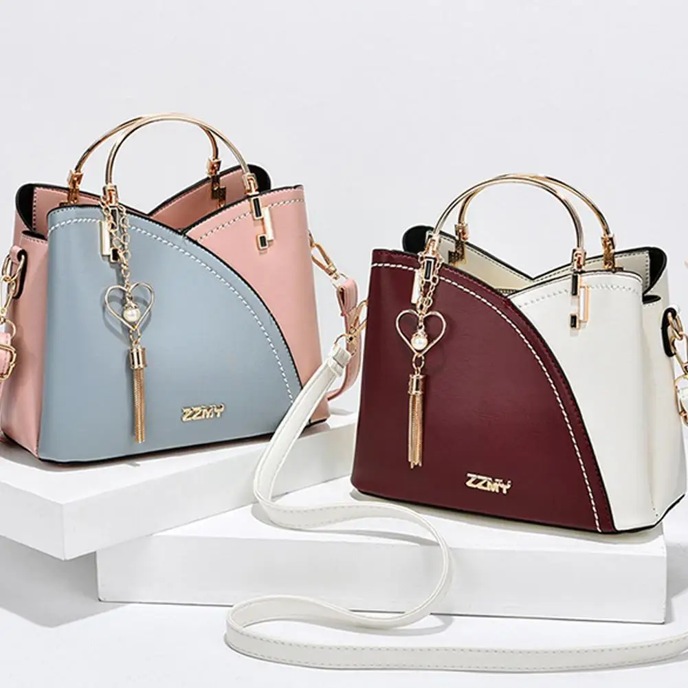 Women's Shoulder Bag Elegant Designer Handbags Women PU Hairball Tassen Shoulder Bags Bag Bags Girls Leather Messenger Cros H1J5
Women's Shoulder Bag Elegant Designer Handbags Women PU Hairball Tassen Shoulder Bags Bag Bags Girls Leather Messenger Cros H1J5
