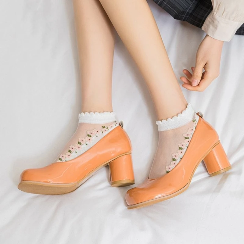 Носки женские из стекла и шелка, тонкие прозрачные сетчатые дышащие, с мультяшным рисунком из ледяного шелка, для девушек, весна-лето 
Носки женские из стекла и шелка, тонкие прозрачные сетчатые дышащие, с мультяшным рисунком из ледяного шелка, для девушек, весна-лето