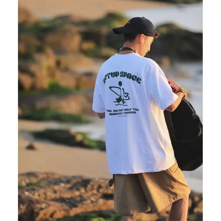 Japanese 2024 new style printed t-shirt summer trendy brand Korean version men loose couple style Hong Kong style short sleeves
Japanese 2024 new style printed t-shirt summer trendy brand Korean version men loose couple style Hong Kong style short sleeves