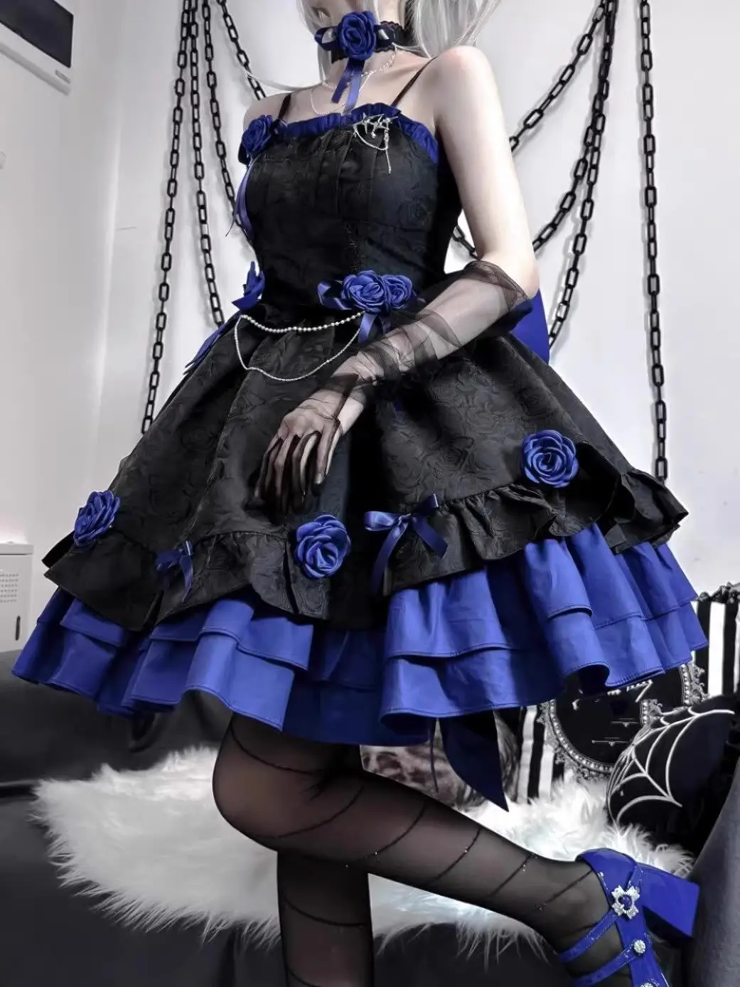 

Black and Blue Dress Romantic Puffy Trailing Princess
