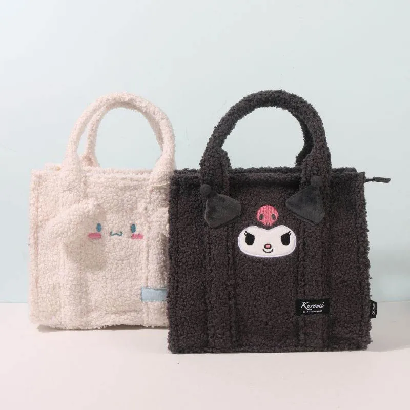 Kawaii Sanrio плюшевая Портативная Сумка-тоут Kuromi Cinnamoroll Милая аниме мини сумка через плечо Подвеска для девочек подарок на день рождения
Kawaii Sanrio плюшевая Портативная Сумка-тоут Kuromi Cinnamoroll Милая аниме мини сумка через плечо Подвеска для девочек подарок на день рождения