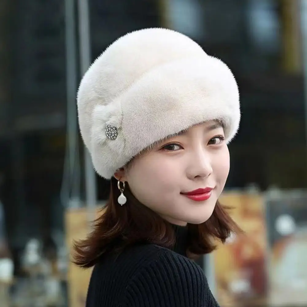 Winter Women's Hat Russian Imitation Rabbit Fur Flower Decoration Thick Luxury Solid Color Warm Middle-aged Women
Winter Women's Hat Russian Imitation Rabbit Fur Flower Decoration Thick Luxury Solid Color Warm Middle-aged Women