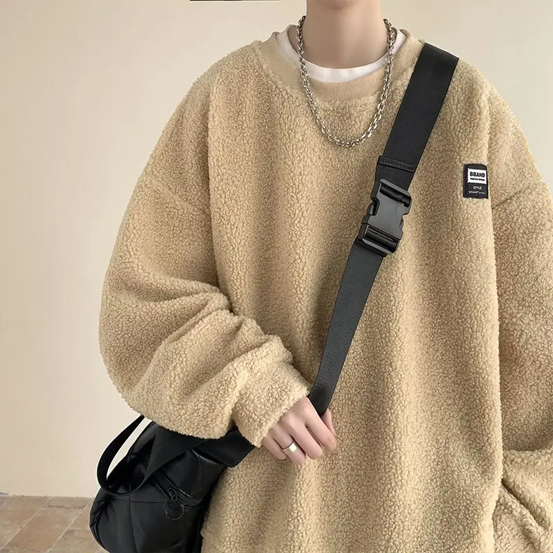 Lamb wool sweatshirt men's winter velvet thickened thermal clothing autumn and winter large size round neck hoodless jackets top
Lamb wool sweatshirt men's winter velvet thickened thermal clothing autumn and winter large size round neck hoodless jackets top