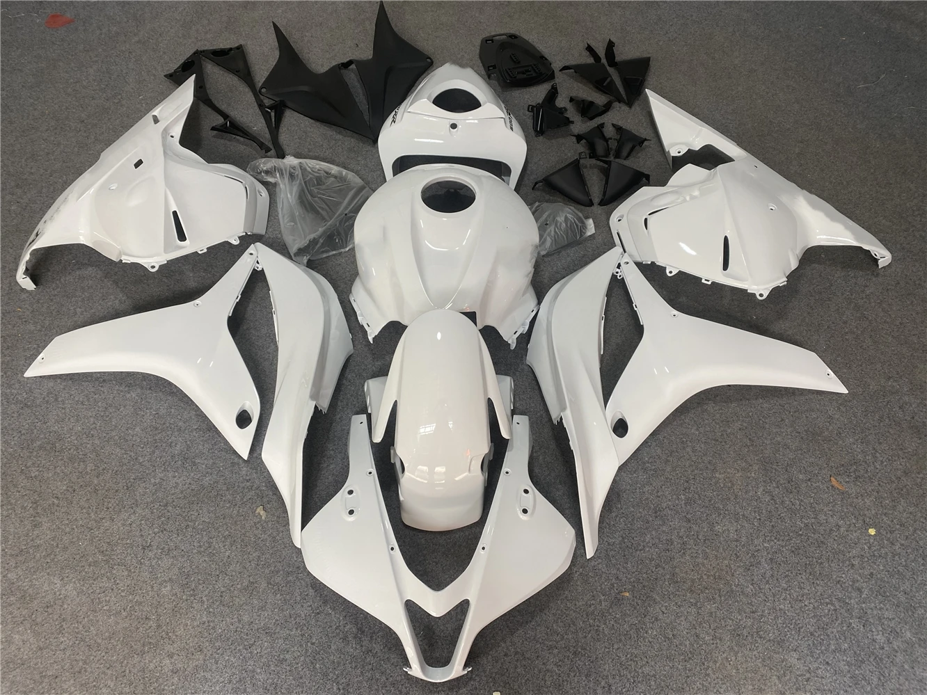 motorcycle fairings for CBR600RR 2009 2010 2011 2012 CB600RR F5 09 10 11 12 ABS fairings Pearl White
motorcycle fairings for CBR600RR 2009 2010 2011 2012 CB600RR F5 09 10 11 12 ABS fairings Pearl White