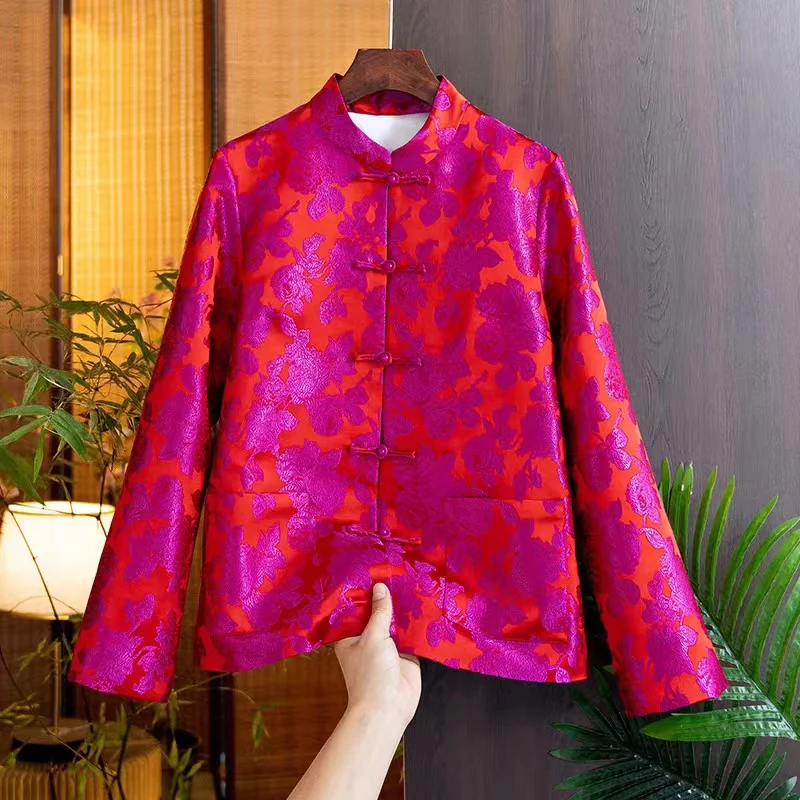High-Quality Spring New Chinese Style Rose Red Standing Collar Vintage Jacquard Elegant Single Breasted+Pocket Lady Jacket S-XXL
High-Quality Spring New Chinese Style Rose Red Standing Collar Vintage Jacquard Elegant Single Breasted+Pocket Lady Jacket S-XXL
