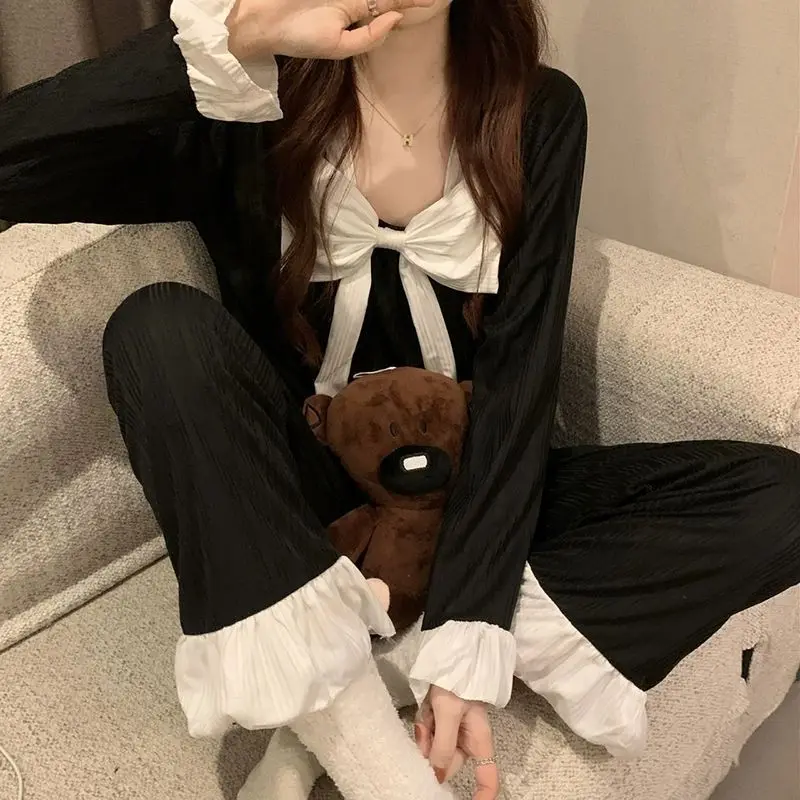 Bow Sleepwear Women Pajama Sets Patchwork Piiama Spring Sets 2 Pieces Korean Long Sleeve Night Wears Sleep Ruffles Home Suit New
Bow Sleepwear Women Pajama Sets Patchwork Piiama Spring Sets 2 Pieces Korean Long Sleeve Night Wears Sleep Ruffles Home Suit New