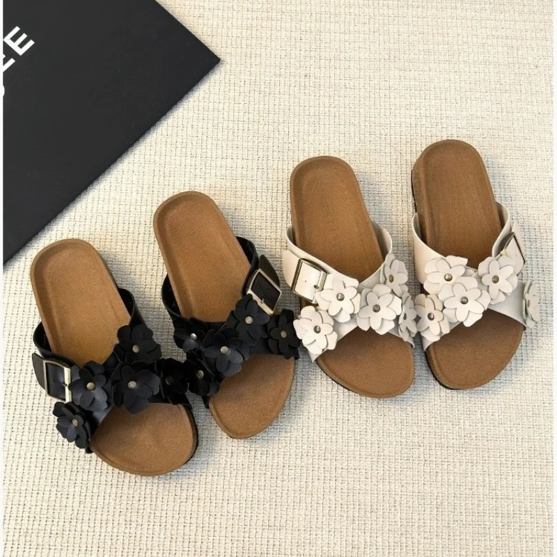Sweet Flower Decoration Flat Slippers Women Retro Thick Bottom Cross Tied Slide Sandals Comfort Open Toe Designer Beach Sandals 2 S8f39d3e113274b52a574bbf7d6a866efm