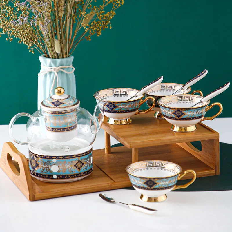 British Style Luxury Coffee Cups Set Spoon Christmas Present Coffee Set Top-grade Bone China Tea Cups Set Kitchen Accessories
British Style Luxury Coffee Cups Set Spoon Christmas Present Coffee Set Top-grade Bone China Tea Cups Set Kitchen Accessories