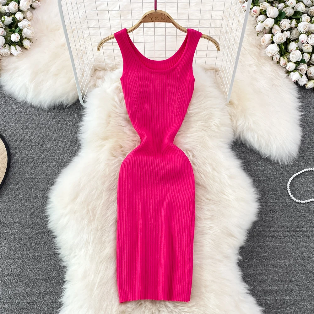 Сексуальное женское платье на бретельках 2022 летнее модное тонкое короткое платье с круглым вырезом и открытыми плечами без рукавов 
Сексуальное женское платье на бретельках 2022 летнее модное тонкое короткое платье с круглым вырезом и открытыми плечами без рукавов