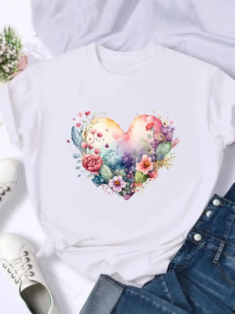 Женская футболка с цветочным принтом, с коротким рукавом
Женская футболка с цветочным принтом, с коротким рукавом