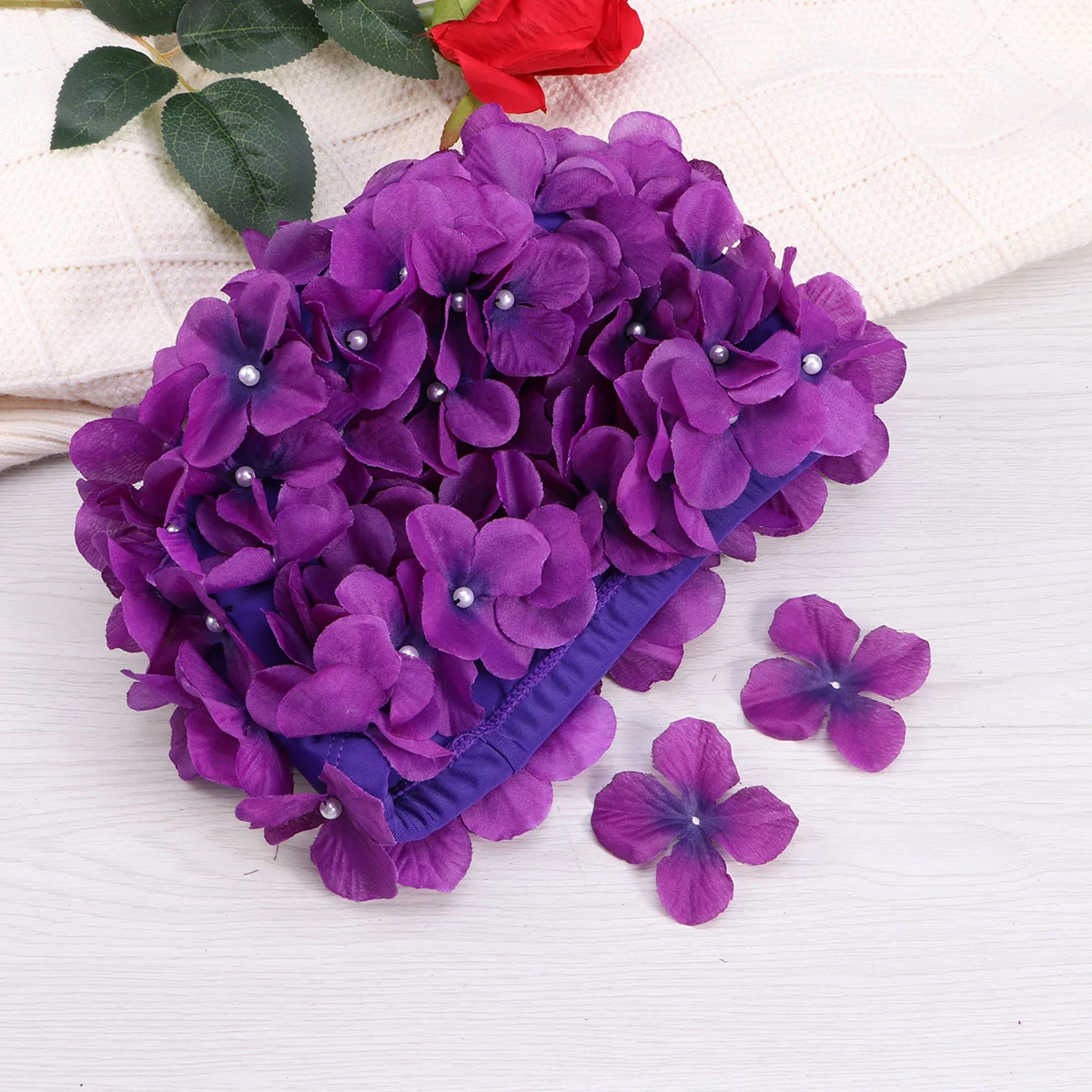 

Модная стильная шапка для плавания с цветочными лепестками, плавательные шапки, размер L для женщин (фиолетовый)