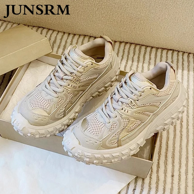 Casual Sports Board Shoes Thick Sole Platform Women Vulcanize Designer Fashion Lace-up Breathable Soft Ladies Sneakers All-match
Casual Sports Board Shoes Thick Sole Platform Women Vulcanize Designer Fashion Lace-up Breathable Soft Ladies Sneakers All-match