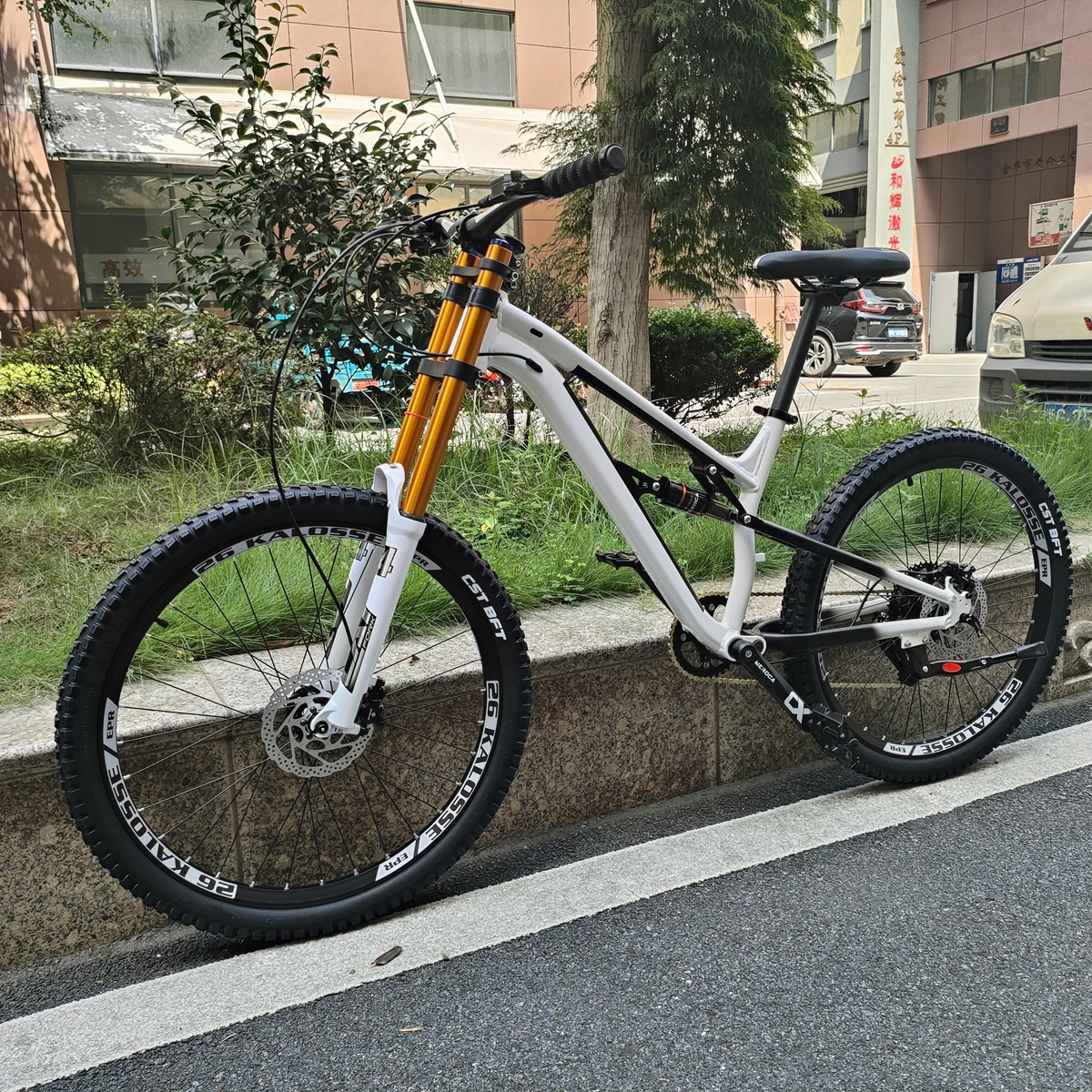 Kalosse 26/27,5 pulgadas bicicleta de montaña bicicleta de suspensión completa frenos hidráulicos 11 velocidades Adluts bicicletas Kalosse 26/27,5 pulgadas bicicleta de montaña bicicleta de suspensión completa frenos hidráulicos 11 velocidades Adluts bicicletas