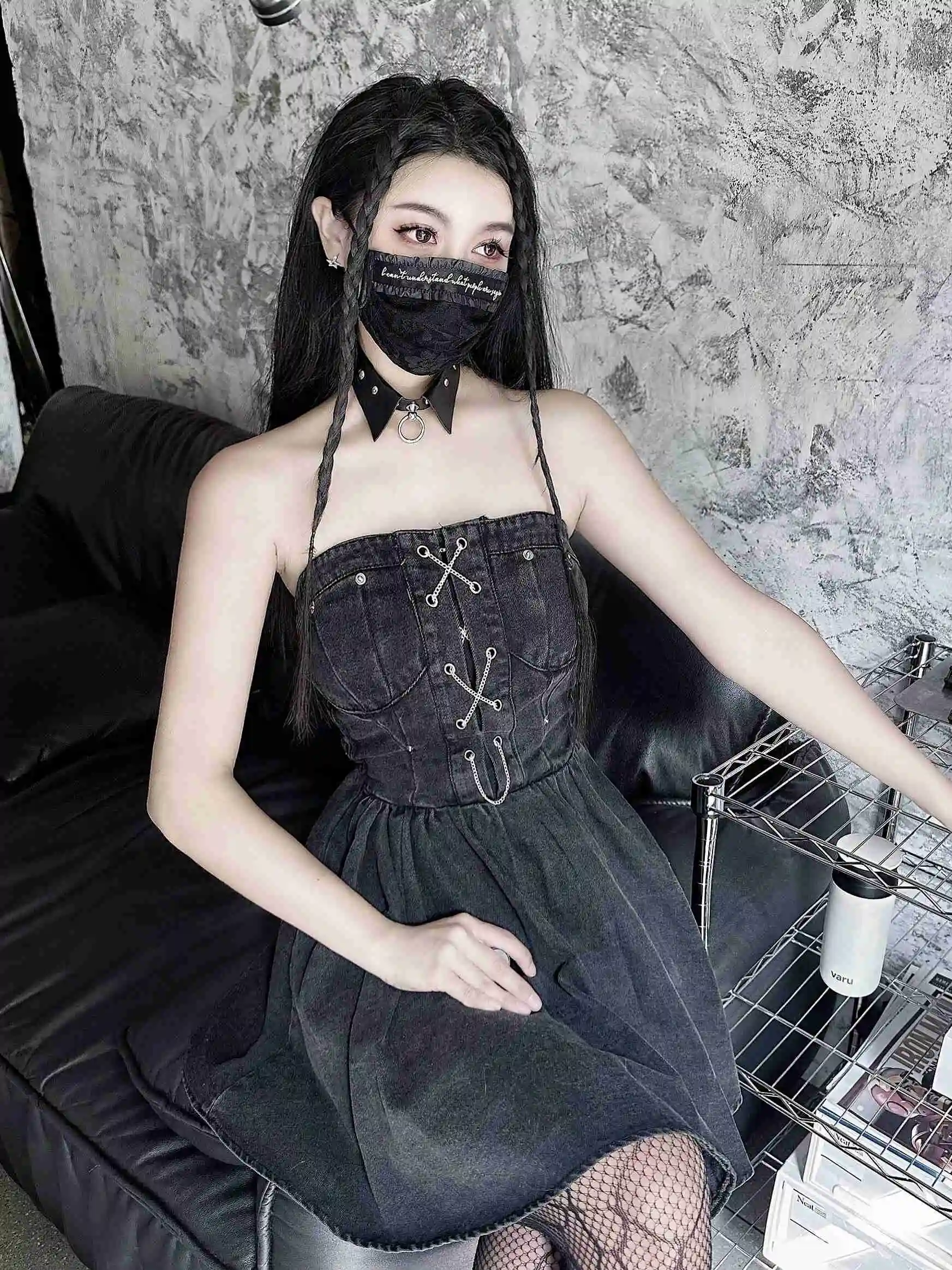 Женское винтажное платье Goth, облегающее платье-пуловер с галстуком-бабочкой и без рукавов в готическом стиле на лето 2023
Женское винтажное платье Goth, облегающее платье-пуловер с галстуком-бабочкой и без рукавов в готическом стиле на лето 2023