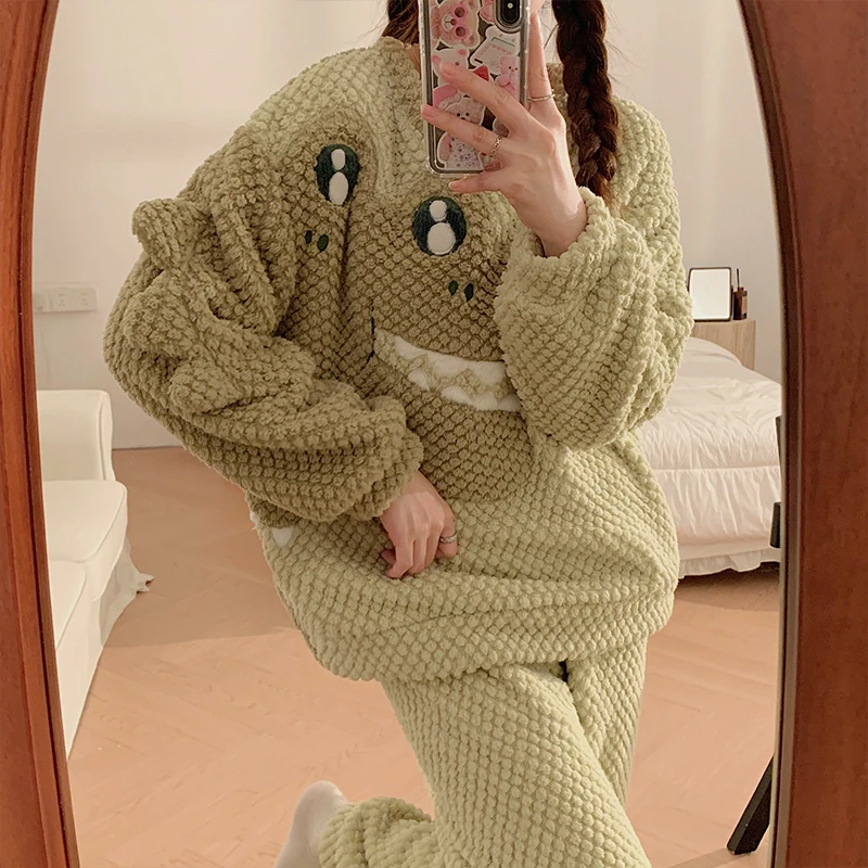 Winter Women Pajama Set Flannel Sleepwear Pyjamas Cartoon Crocodile Pattern Lovely Pijama Mujer Soft Warm Korean Loose Female
Winter Women Pajama Set Flannel Sleepwear Pyjamas Cartoon Crocodile Pattern Lovely Pijama Mujer Soft Warm Korean Loose Female